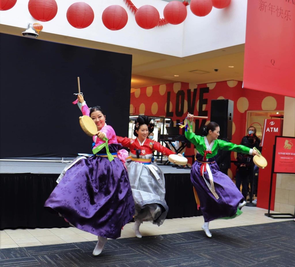 Queens Center Mall Host Year of Tiger Celebration